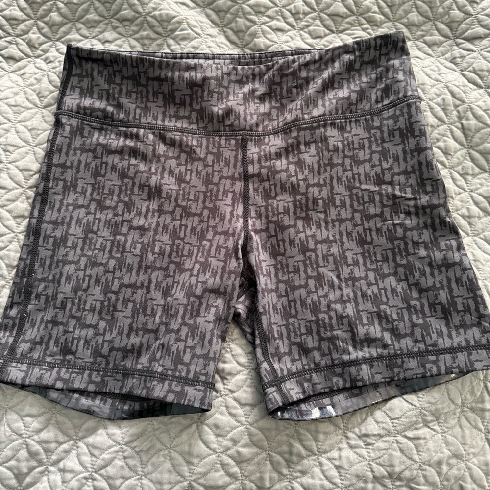 IAB 5 inch shorts non slip band on legs